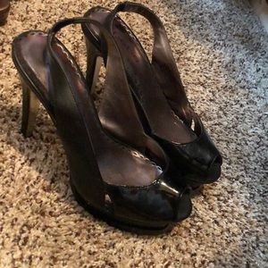 Bebe pumps